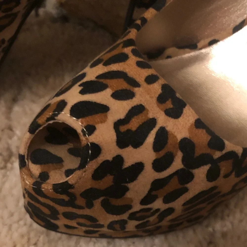Charlotte Russe Leopard Print Peep-Toe Platform Pumps - Brown/Black